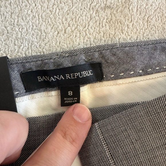 Banana Republic Charcoal Checkered Pants - Size 8 - Picture 3 of 14